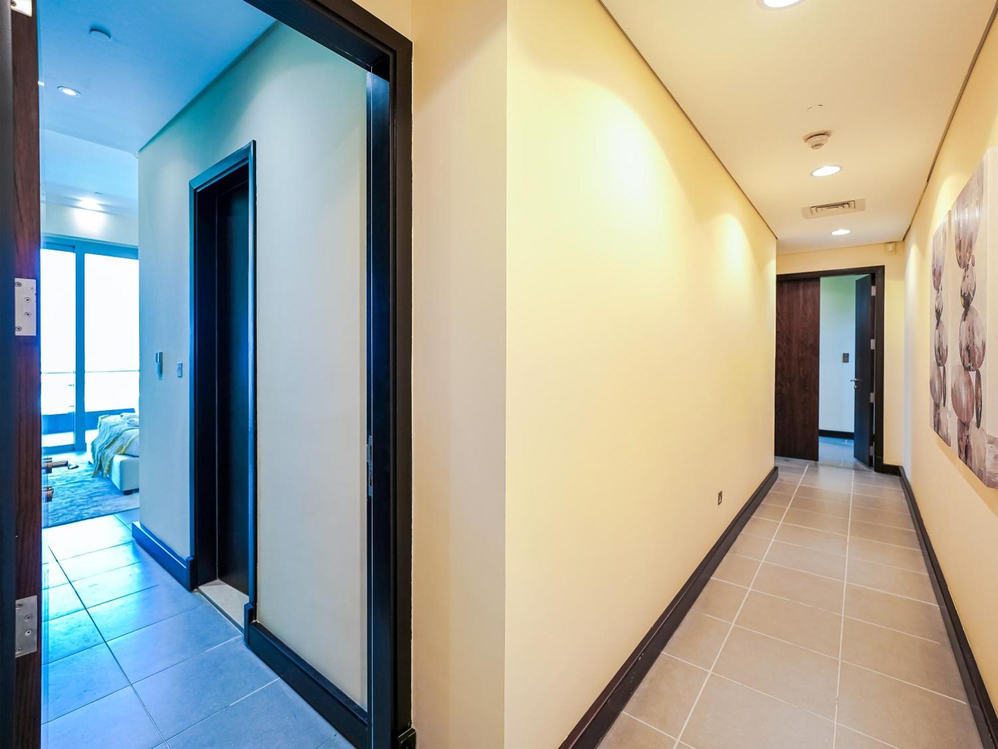 Апартаменти Beachfront 3br Maid With Pool & Sea Views Дубай